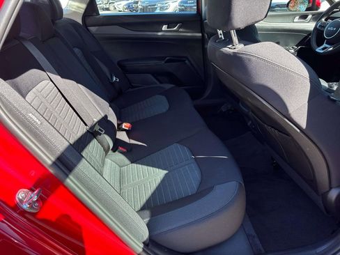 Used 2025 Kia K5 LXS image 13