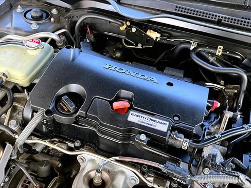 Used 2018 Honda Civic EX image 27