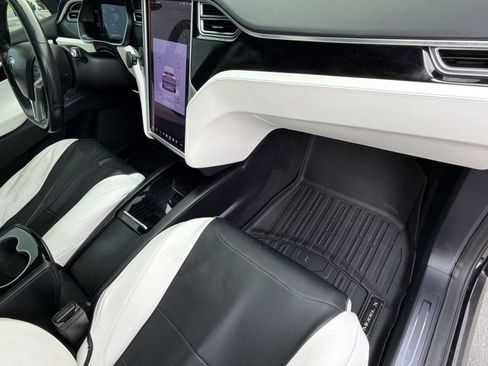 Used 2018 Tesla Model X P100D AWD/4WD image 34