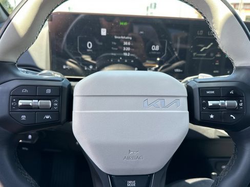 Used 2025 Kia K4 GT-Line FWD image 28