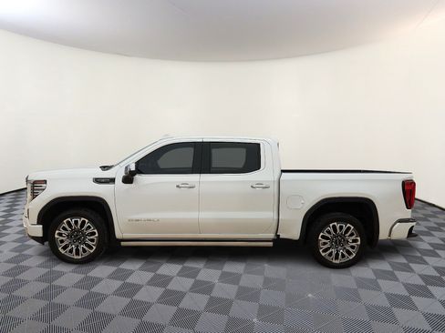 Used 2023 GMC Sierra 1500 Denali Ultimate AWD/4WD image 2