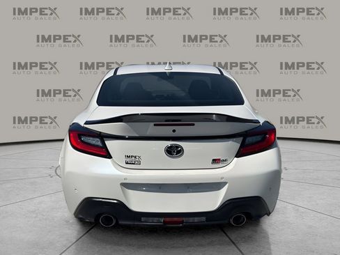 Used 2024 Toyota GR86 TRUENO Edition RWD image 4