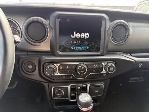 Certified 2022 Jeep Wrangler Unlimited Sport image 16