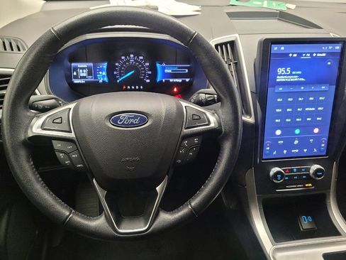 Used 2023 Ford Edge SEL image 22