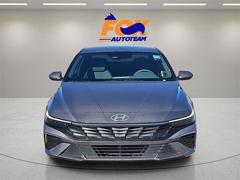 Used 2024 Hyundai Elantra SEL image 8