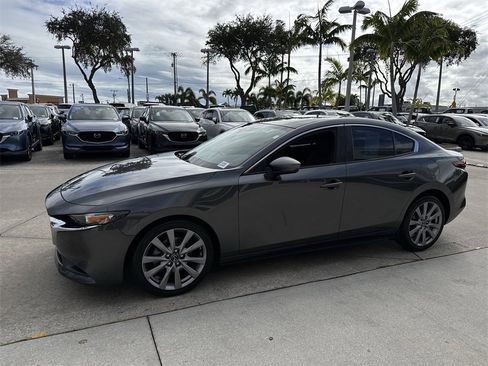 Used 2021 MAZDA MAZDA3 s image 11