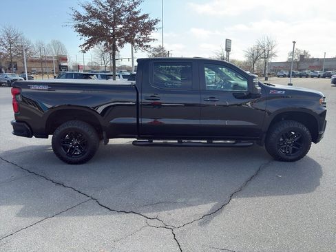 Used 2020 Chevrolet Silverado 1500 LT Trail Boss image 8