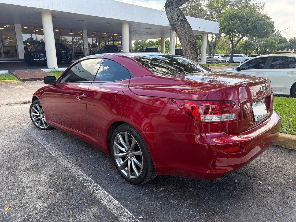 Used 2014 Lexus IS 250C w/ Luxury Package RWD image 4