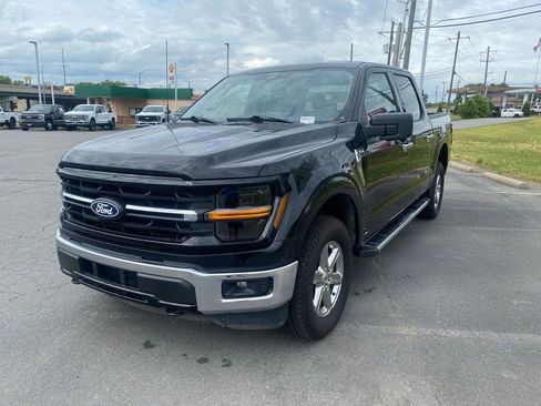 Used 2024 Ford F150 XLT image 3