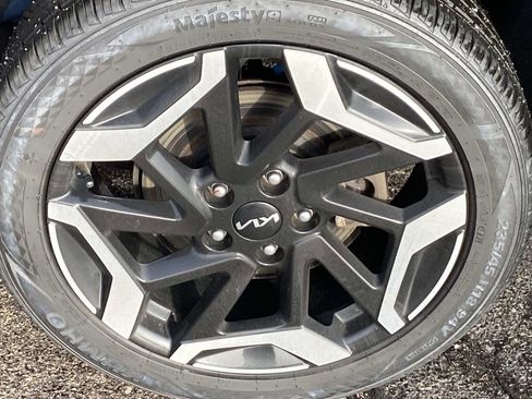 Used 2024 Kia Seltos SX image 28