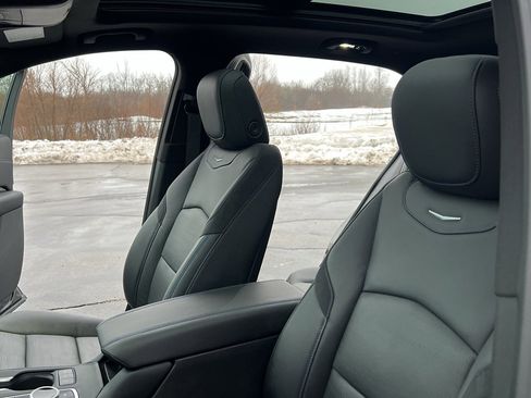 Used 2024 Cadillac XT4 Sport image 17