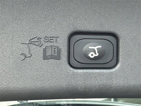 New 2026 Lincoln Nautilus Reserve w/ Jet Appearance Package image 13