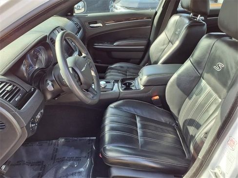 Used 2022 Chrysler 300 S image 12