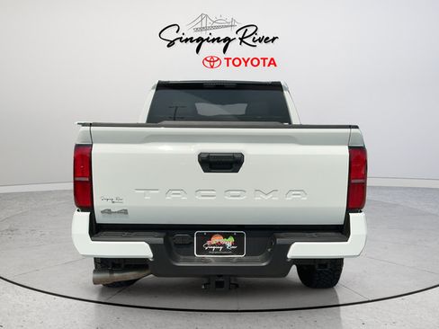 Used 2026 Toyota Tacoma SR5 AWD/4WD image 6