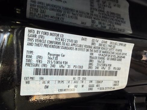 Used 2014 Ford Focus SE w/ SE Winter Package FWD image 38