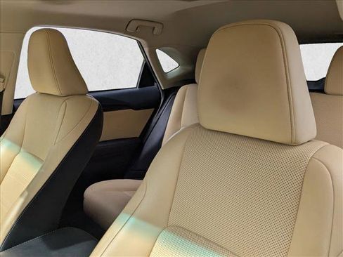 Used 2018 Lexus NX 300 NX 300 image 17