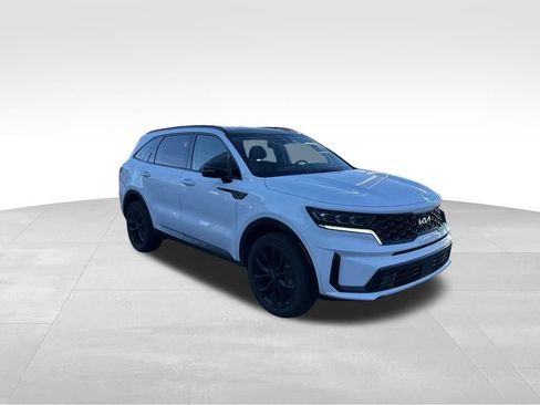Used 2023 Kia Sorento SX image 3