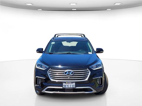 Used 2017 Hyundai Santa Fe Limited FWD image 4