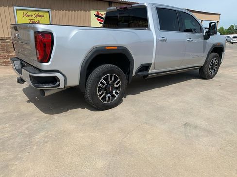 Used 2022 GMC Sierra 2500 Denali w/ Denali Ultimate Package AWD/4WD image 2