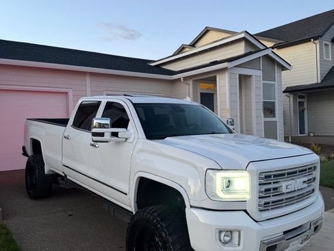 Used 2019 GMC Sierra 3500 Denali w/ Duramax Plus Package AWD/4WD image 1