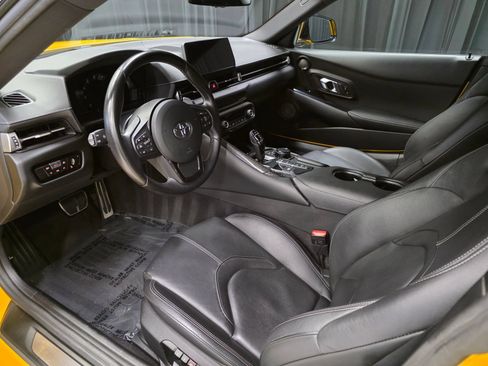 Used 2021 Toyota Supra Premium w/ Driver Assist Package RWD image 20