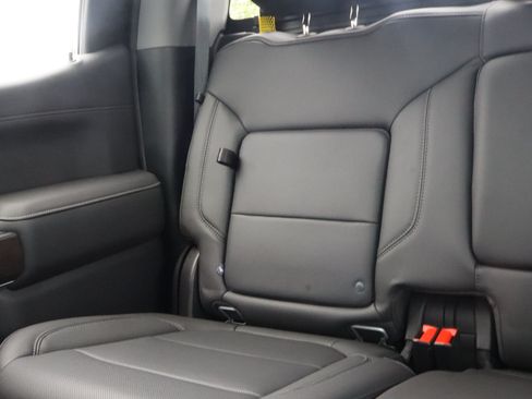 Used 2019 GMC Sierra 1500 SLT w/ SLT Premium Plus Package AWD/4WD image 10