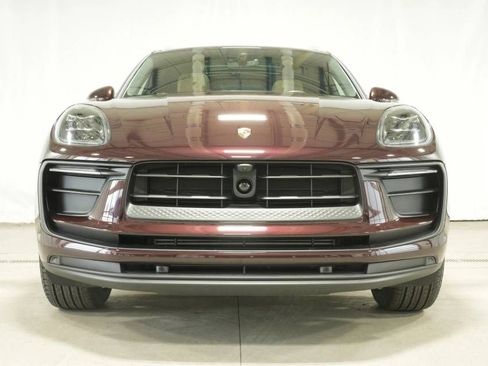 New 2026 Porsche Macan image 11