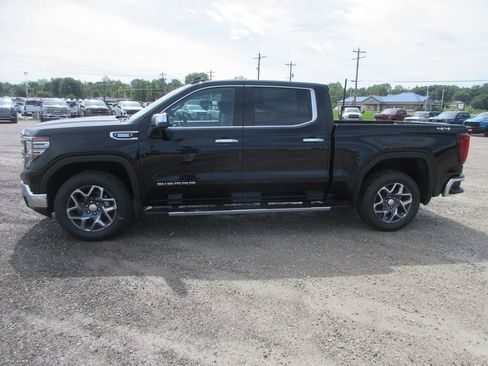 New 2026 GMC Sierra 1500 SLT w/ SLT Premium Package AWD/4WD image 11