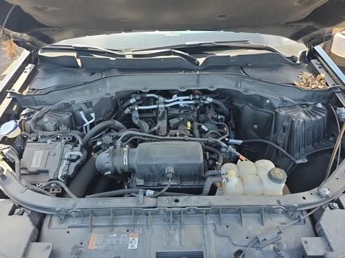 Used 2023 Ford Explorer XLT w/ Equipment Group 202A AWD/4WD image 10