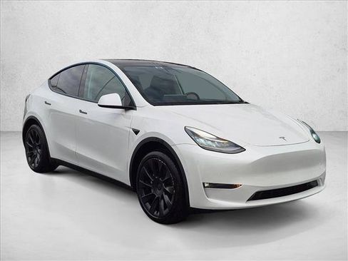Used 2021 Tesla Model Y Long Range AWD/4WD image 3