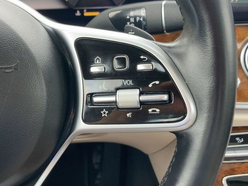 Used 2020 Mercedes-Benz E 350 Sedan w/ Premium Package image 26