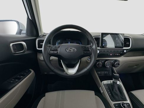 New 2026 Hyundai Venue SEL image 17