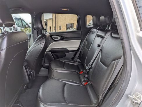 Used 2025 Jeep Compass Limited AWD/4WD image 27
