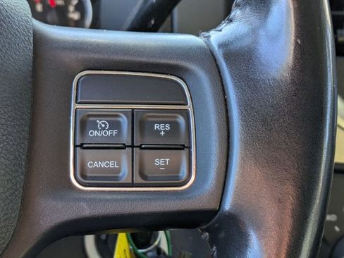 Used 2015 RAM 2500 SLT w/ Luxury Group AWD/4WD image 12