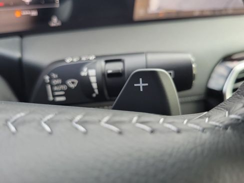 New 2026 Nissan Armada SL w/ Captain's Chari Seat Package image 7