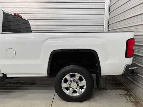 Used 2017 GMC Sierra 3500 SLE w/ SLE Fleet Preferred Package image 5