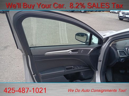 Used 2019 Ford Fusion SE FWD image 9