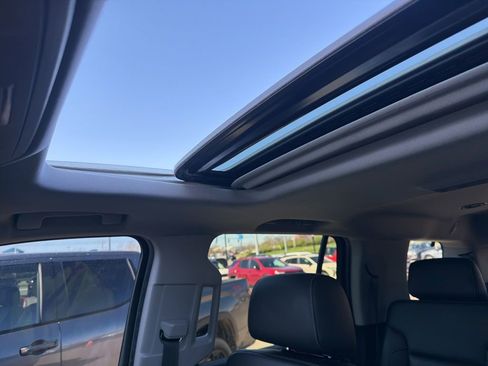 Used 2018 Chevrolet Tahoe LT image 12