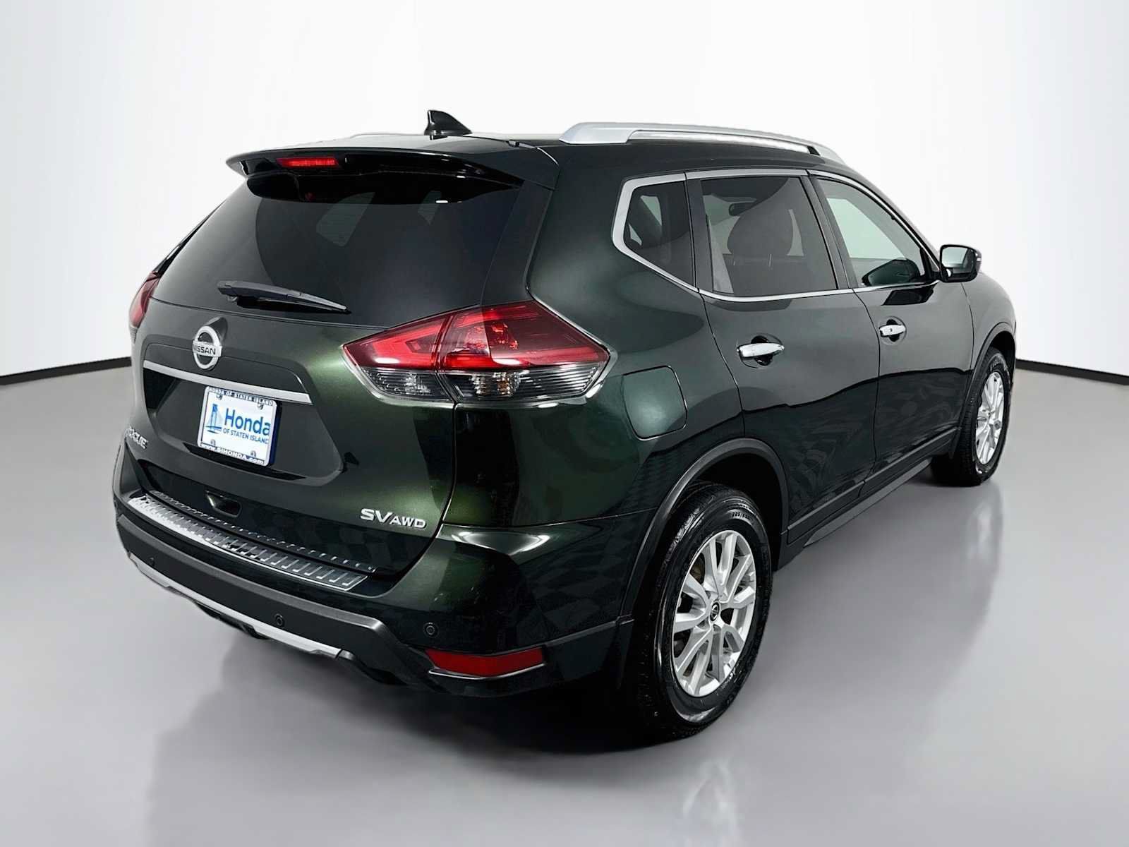 Used 2019 Nissan Rogue SV AWD/4WD image 7