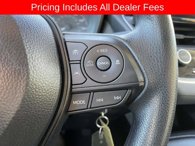 Used 2025 Toyota Corolla LE FWD image 27