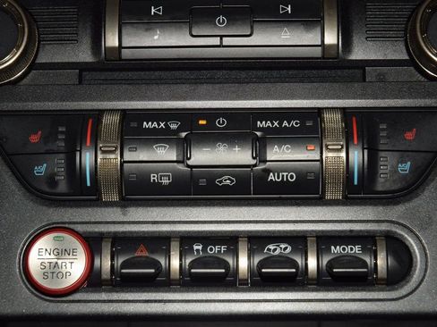 Used 2022 Ford Mustang Shelby GT500 w/ Technology Package image 37