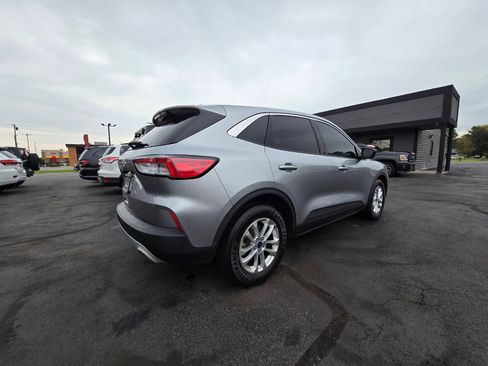 Used 2022 Ford Escape SE w/ Convenience Package image 5