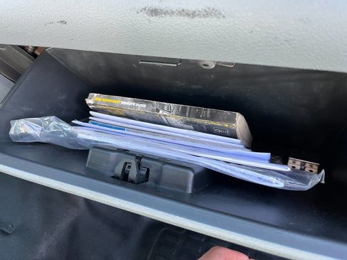 Used 2012 Ford F550 4x4 Regular Cab Super Duty w/ Payload Upgrade Pkg image 17