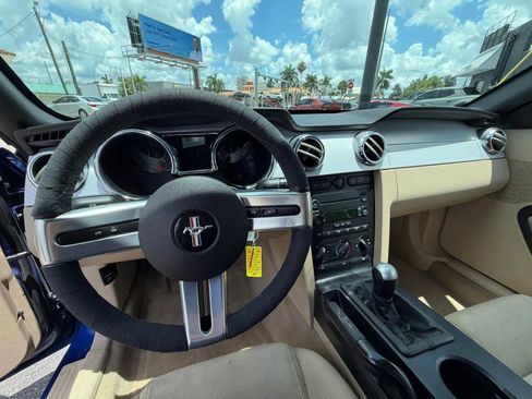 Used 2005 Ford Mustang GT RWD image 14