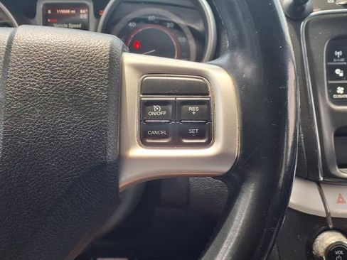 Used 2018 Dodge Journey SE w/ Popular Equipment Group FWD image 18