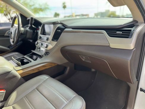 Used 2019 GMC Yukon XL Denali w/ Denali Ultimate Package image 40