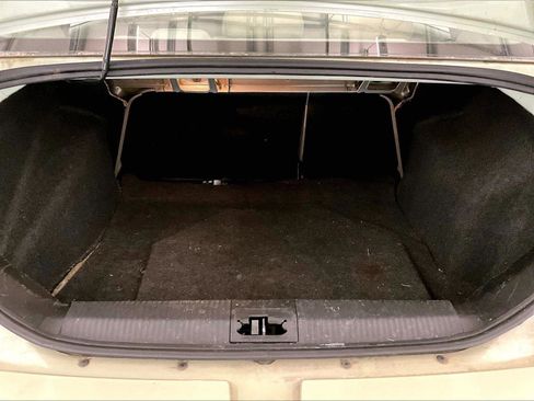 Used 2011 Ford Focus SE FWD image 33