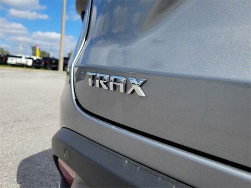 Used 2026 Chevrolet Trax LT w/ Driver Confidence Package image 9