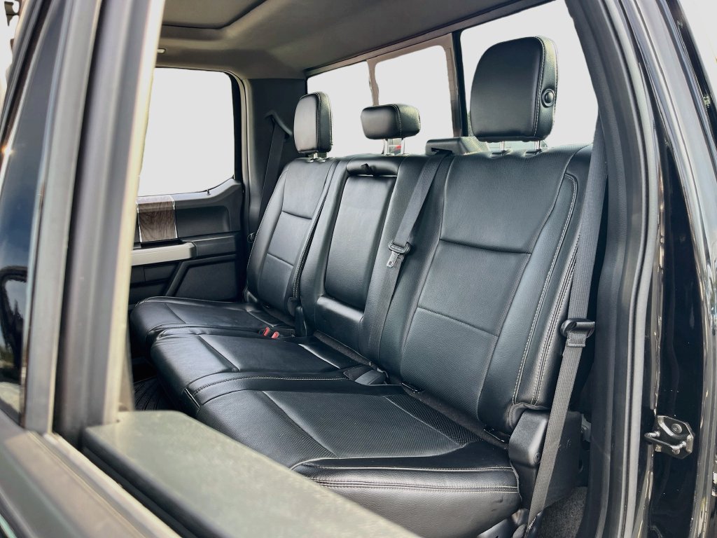 Used 2017 Ford F250 Lariat w/ Lariat Ultimate Package AWD/4WD image 25
