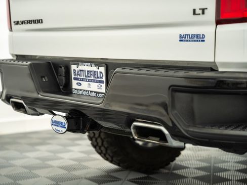 Used 2024 Chevrolet Silverado 1500 LT Trail Boss w/ Convenience Package II AWD/4WD image 10